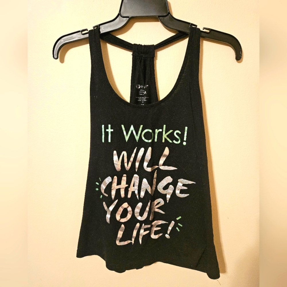 It Works! Tank top black size Medium